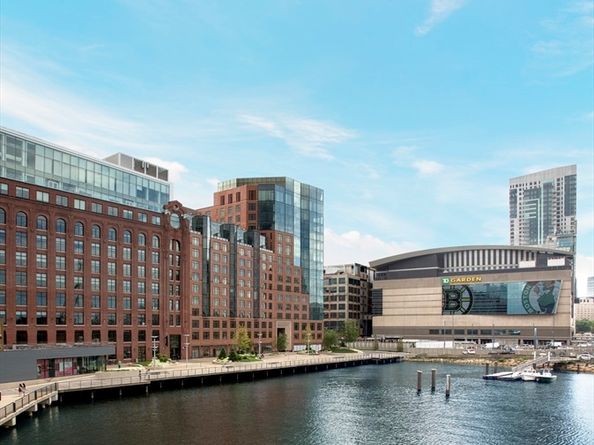 100 Lovejoy Wharf 11N, Boston MA 02114