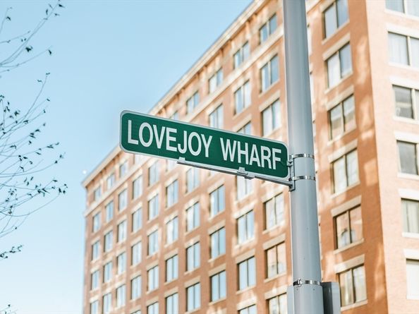 100 Lovejoy Wharf 11N, Boston MA 02114
