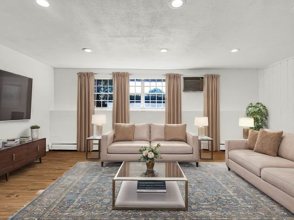 4 Williamsburg Ct 1, Shrewsbury MA 01545