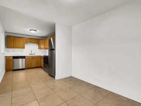 4 Williamsburg Ct 1, Shrewsbury MA 01545