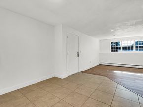 4 Williamsburg Ct 1, Shrewsbury MA 01545