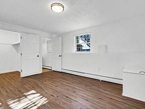 4 Williamsburg Ct 1, Shrewsbury MA 01545