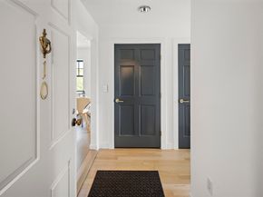 456 Belmont St 10, Watertown MA 02472