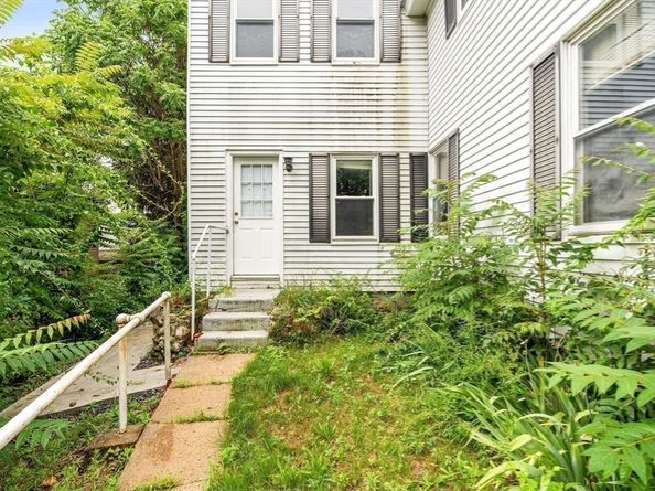 55 Smith Street, Fitchburg MA 01420