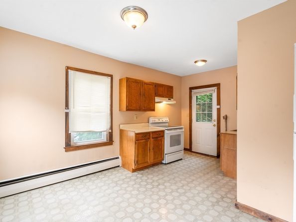 55 Smith Street, Fitchburg MA 01420
