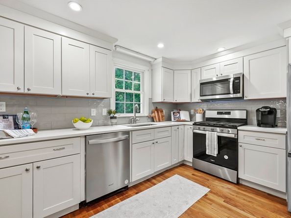 495 Johnson Street, North Andover MA 01845