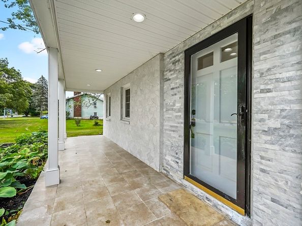 495 Johnson Street, North Andover MA 01845