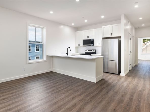 43-45 Blossom Street, Chelsea MA 02150