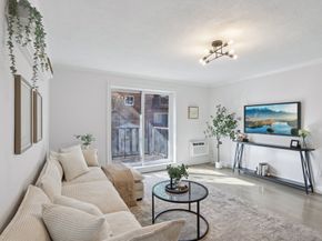 34 Westgate Rd 3, Boston MA 02467