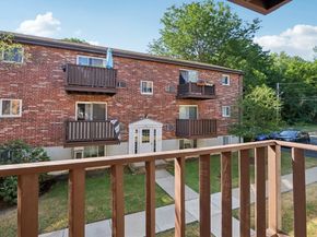 34 Westgate Rd 3, Boston MA 02467