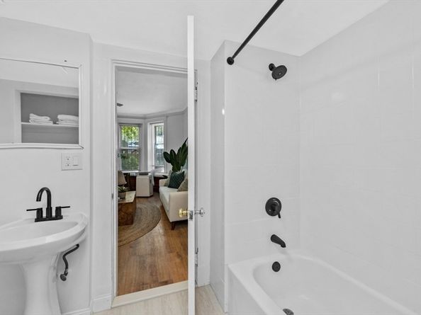 345 Commonwealth Ave 1A, Boston MA 02115