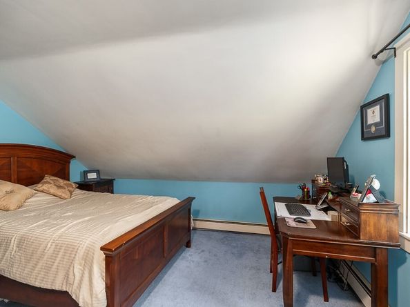 425 Main St, Groveland MA 01834