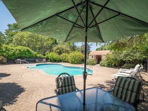 425 Main St, Groveland MA 01834
