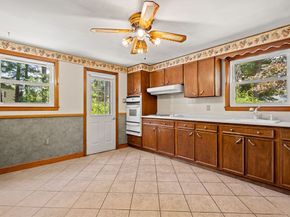 31 Dartmouth Drive, Billerica MA 01821