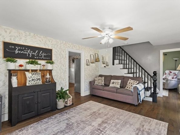 39 Mystic St, Brockton MA 02302