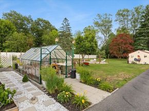 39 Mystic St, Brockton MA 02302