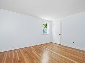 5 Oak St, Weymouth MA 02190