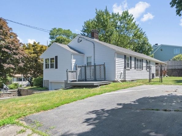 5 Oak St, Weymouth MA 02190