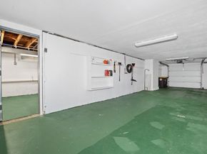 5 Oak St, Weymouth MA 02190
