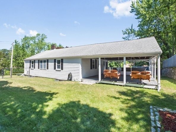 5 Oak St, Weymouth MA 02190