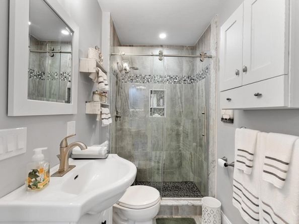 2 Mallard Way, Gloucester MA 01930
