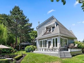 2 Mallard Way, Gloucester MA 01930