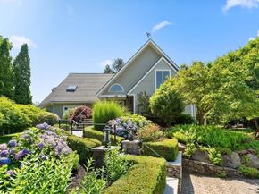 2 Mallard Way, Gloucester MA 01930