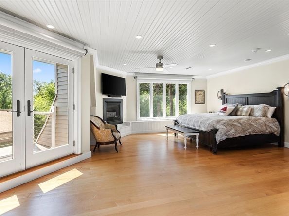 2 Mallard Way, Gloucester MA 01930