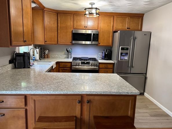 348 Wellman Ave 348, Chelmsford MA 01863