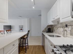 6 Whittier Pl 7E, Boston MA 02114