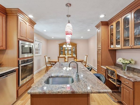 103 Hayward Rd, Acton MA 01720