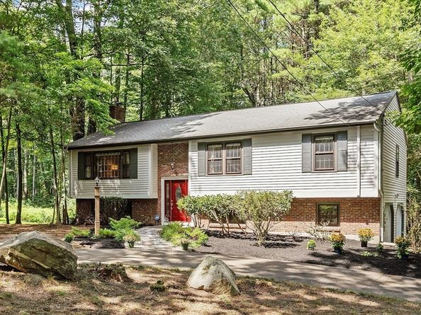 103 Hayward Rd, Acton MA 01720