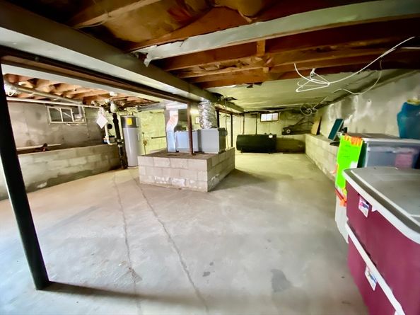 6 Robert Post Road, Weymouth MA 02190