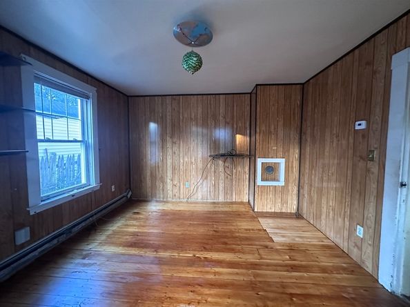 1 Williams Ct, Newton MA 02464
