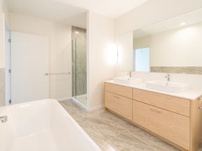 57 Quincy Shore Dr 614, Quincy MA 02171