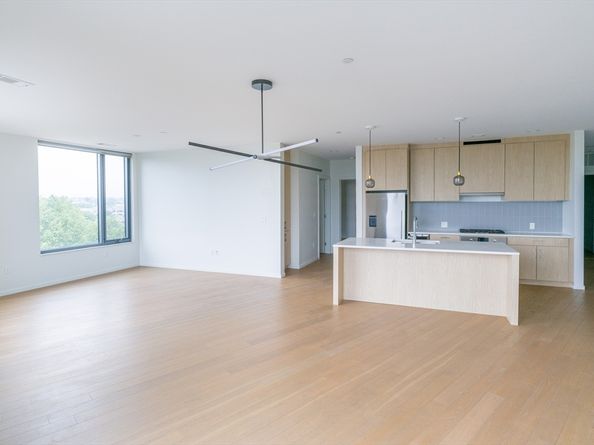57 Quincy Shore Dr 614, Quincy MA 02171