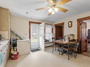 58 4th St, Leominster MA 01453
