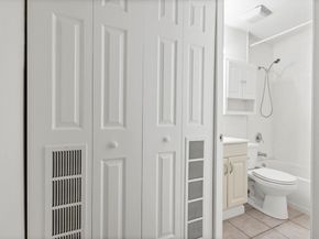 4 Depot St, Upton MA 01568