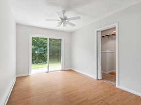 4 Depot St, Upton MA 01568