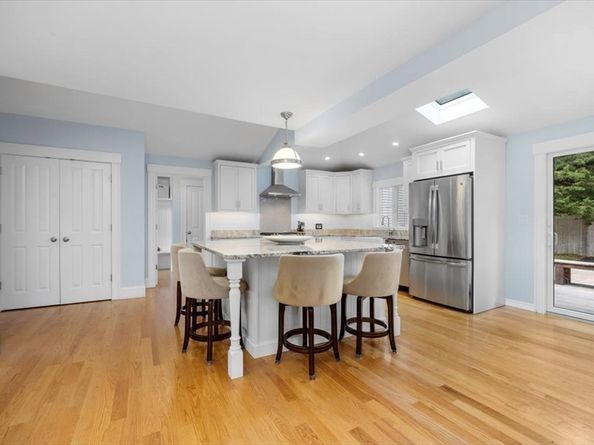 15 Lewis Court, Hingham MA 02043