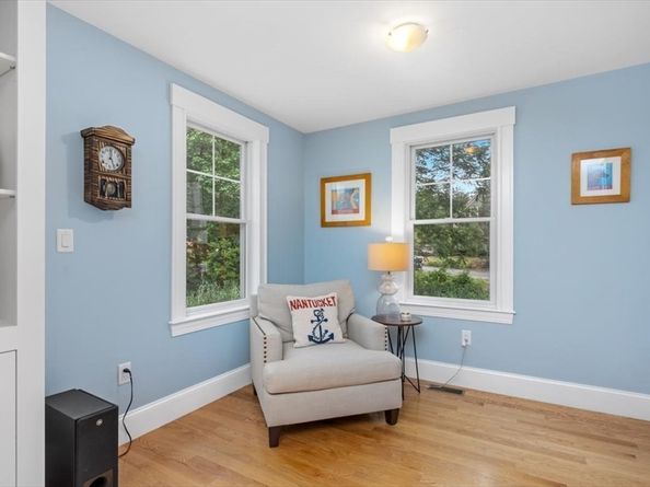 15 Lewis Court, Hingham MA 02043