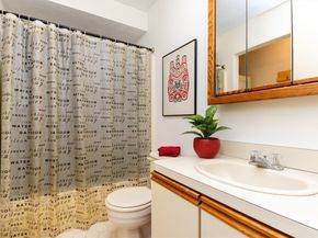 1307 Lagrange 1307, Boston MA 02467