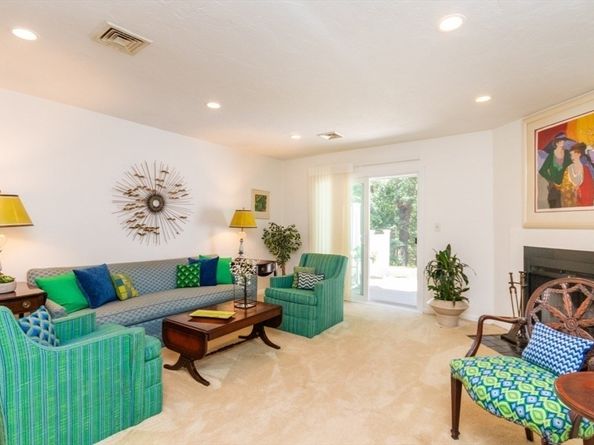 1307 Lagrange 1307, Boston MA 02467