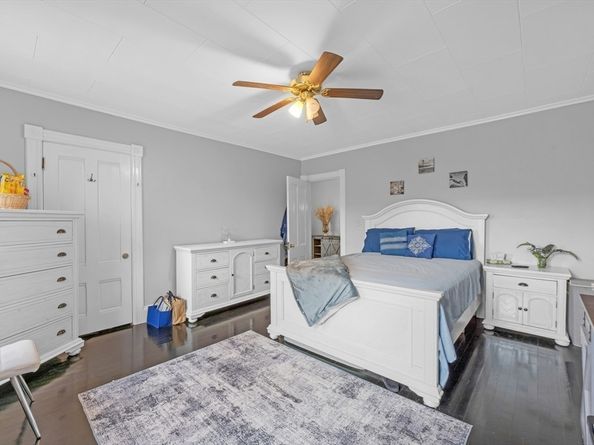 21 Orchard St, Southbridge MA 01550