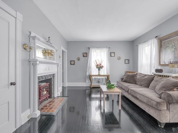 21 Orchard St, Southbridge MA 01550