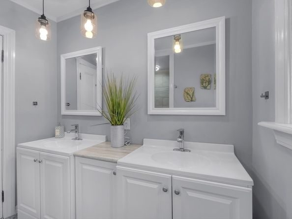 21 Orchard St, Southbridge MA 01550