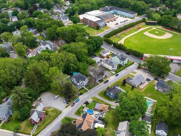 21 Orchard St, Southbridge MA 01550
