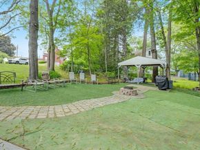 21 Orchard St, Southbridge MA 01550