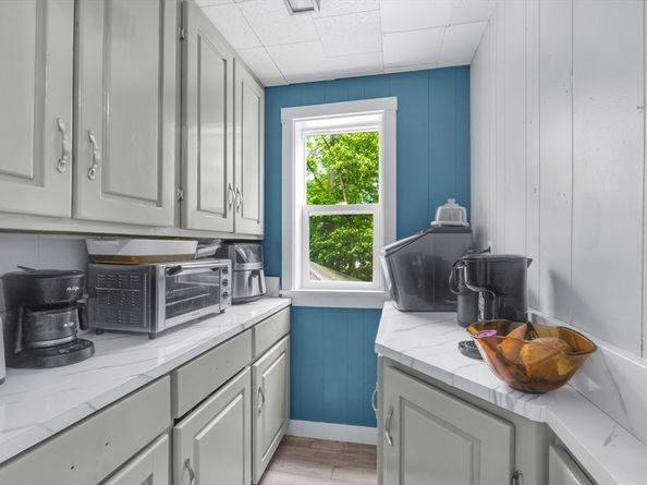 21 Orchard St, Southbridge MA 01550