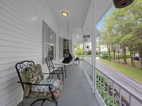 21 Orchard St, Southbridge MA 01550